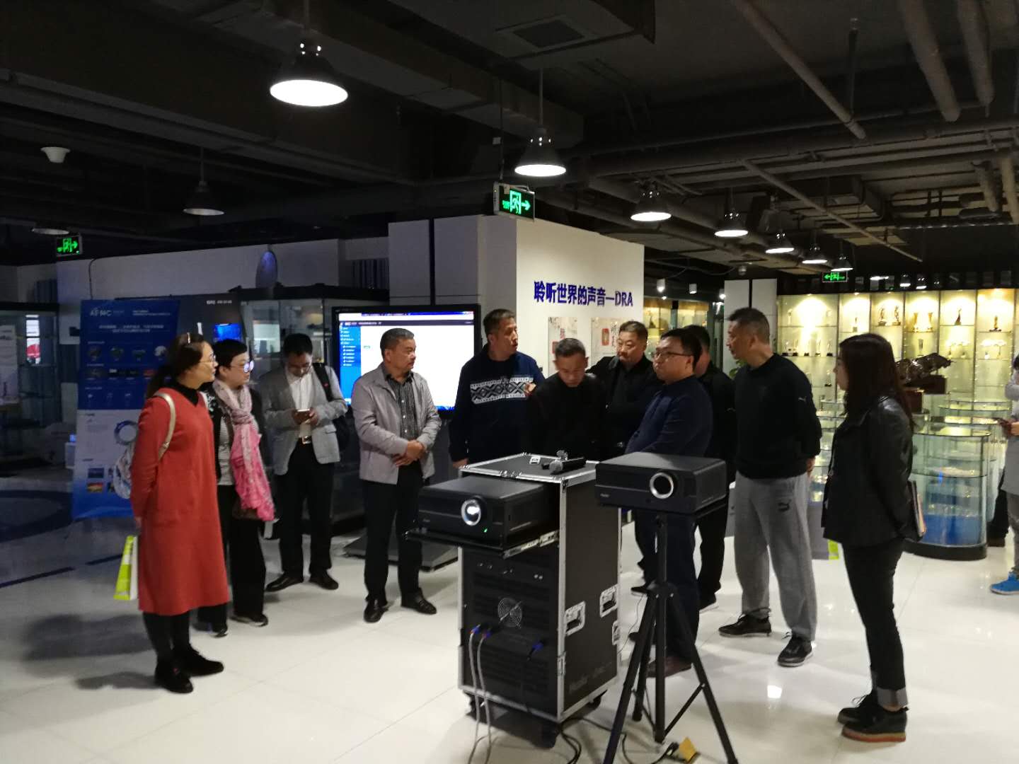 2025新老澳门原料免费大全
