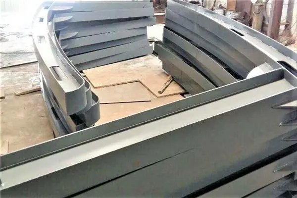 钢材折弯加工之不锈钢板、不锈钢管的折弯要点
